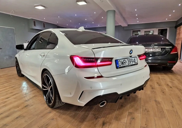 BMW Seria 3 cena 139999 przebieg: 82105, rok produkcji 2019 z Góra małe 596